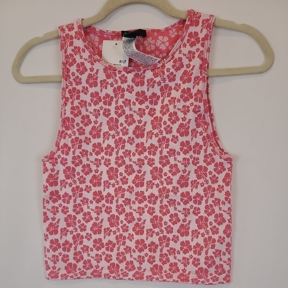 NEW Forever 21 Knit Pink Hibiscus Tank Top Semi Crop Size M/L NWT - Picture 1 of 3